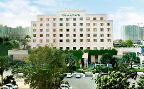 Hotel Green Park Chennai